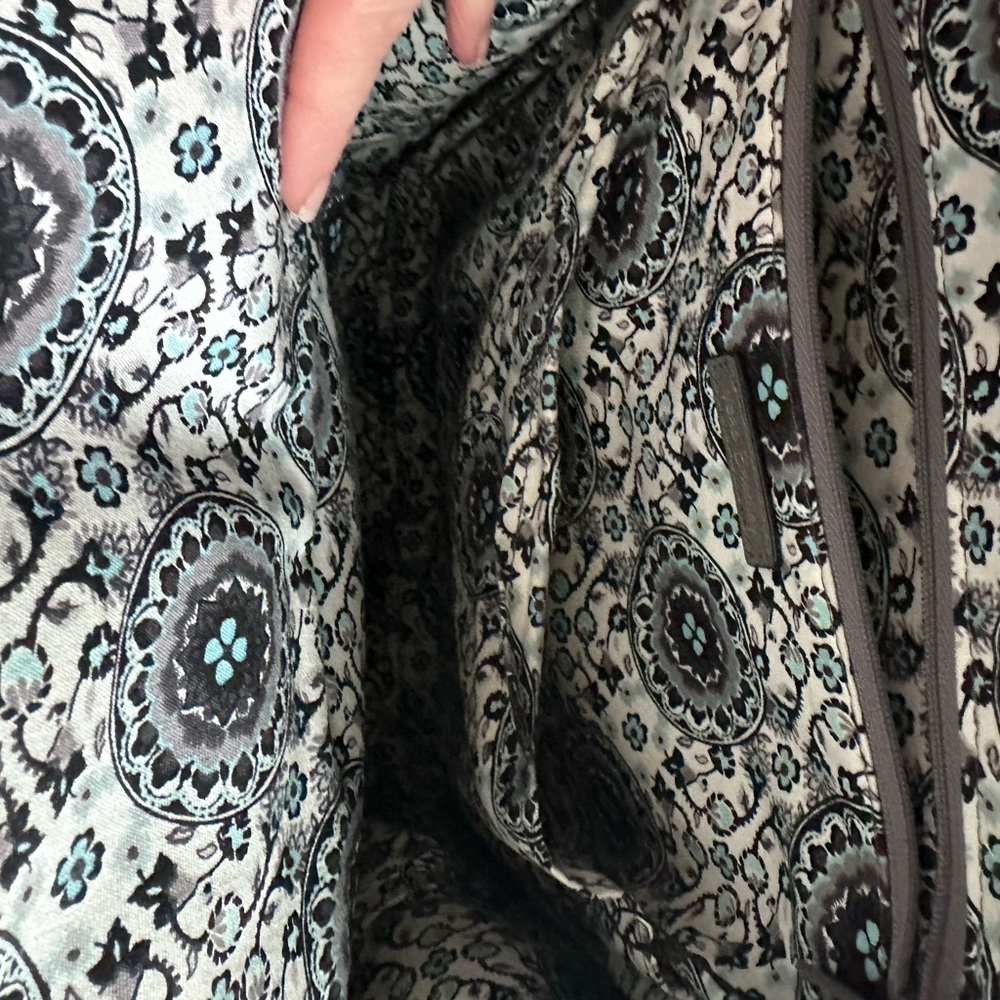 Elegant Gray Patterned Women's Backpack - image 2